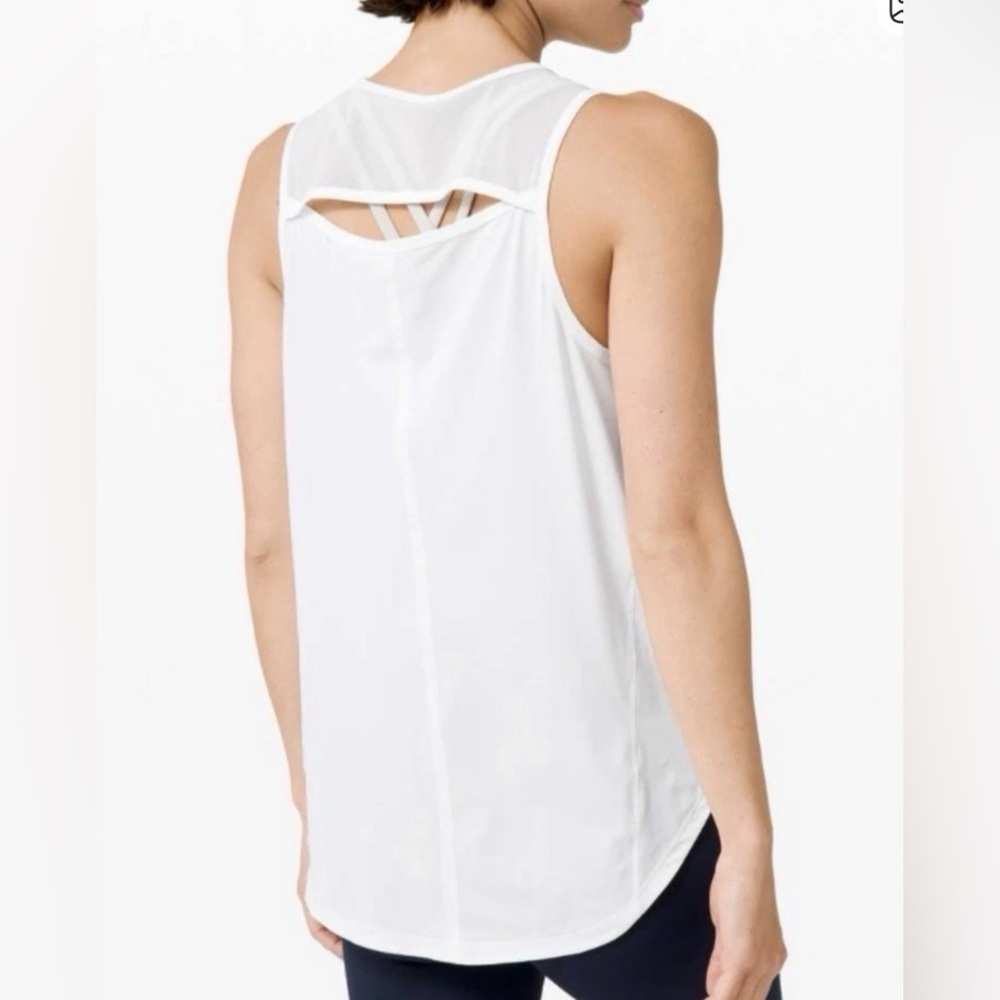 Lululemon Sculpt Tank White Relaxed Fit Mesh Back Size‎ 6